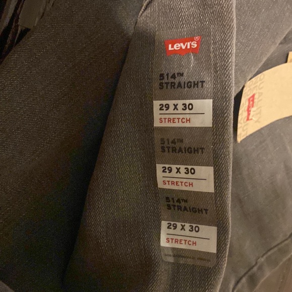 A pair of Nike Shox size 10.5 And 1 pair of Levi’s mens jeans cut 514 size 29/30 - Picture 15 of 15